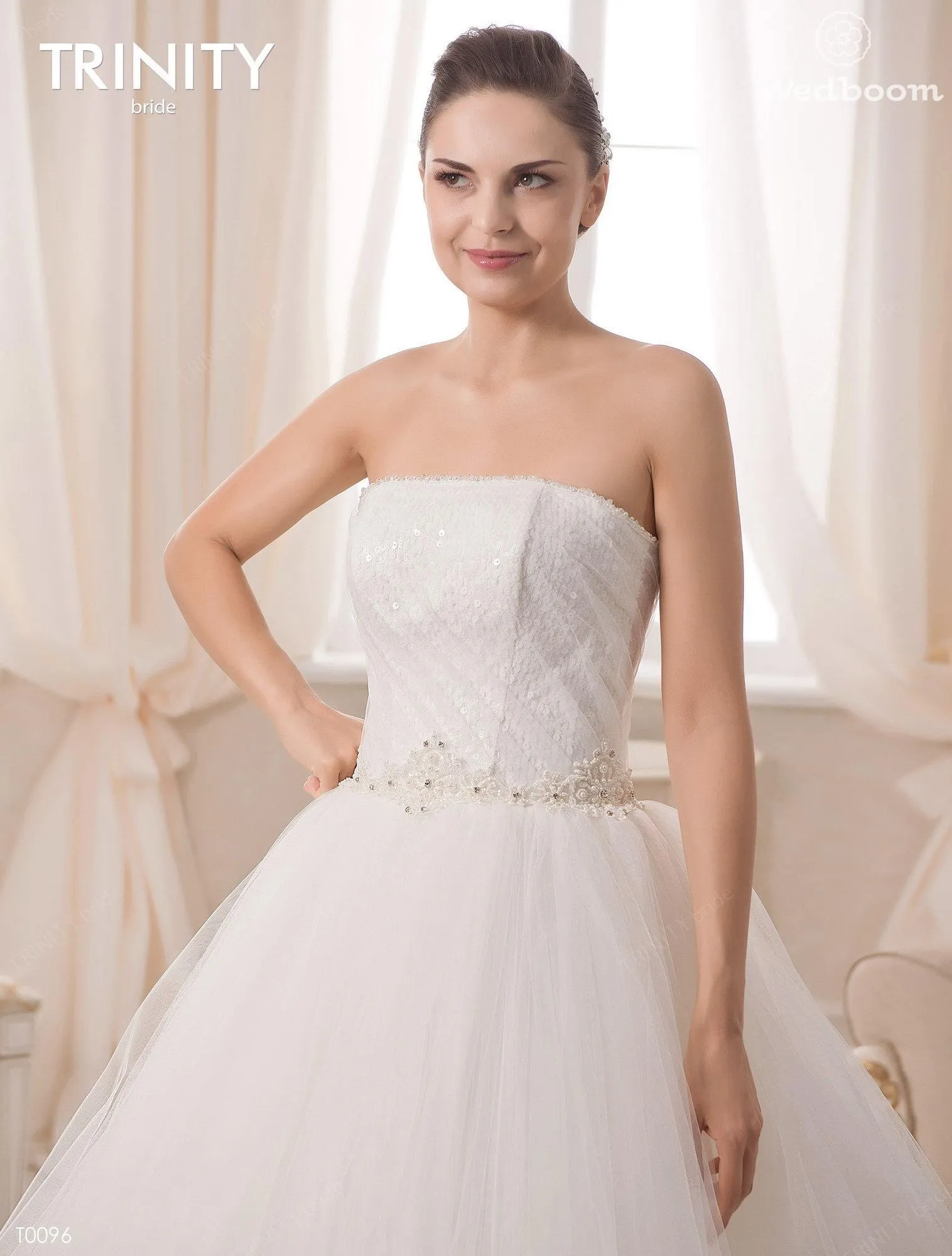 Bruidsjurk Pentelei Dolce Vita Trinity T0096