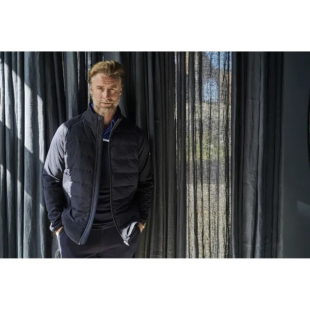 CUTTER & BUCK OAK HARBOR HEREN JAS DONKERBLAUW  MAAT L