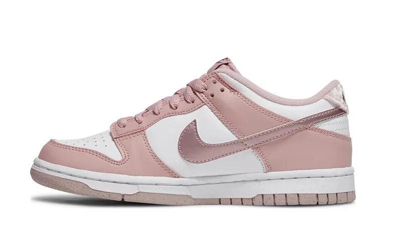 Nike Dunk Low Pink Sneakers