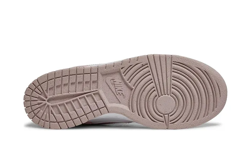 Nike Dunk Low Pink Sneakers